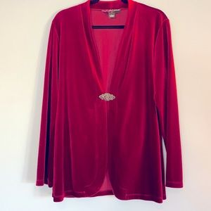Peck & Peck Velvet High Quality Cranberry W/ Beautiful Clasp Size Large